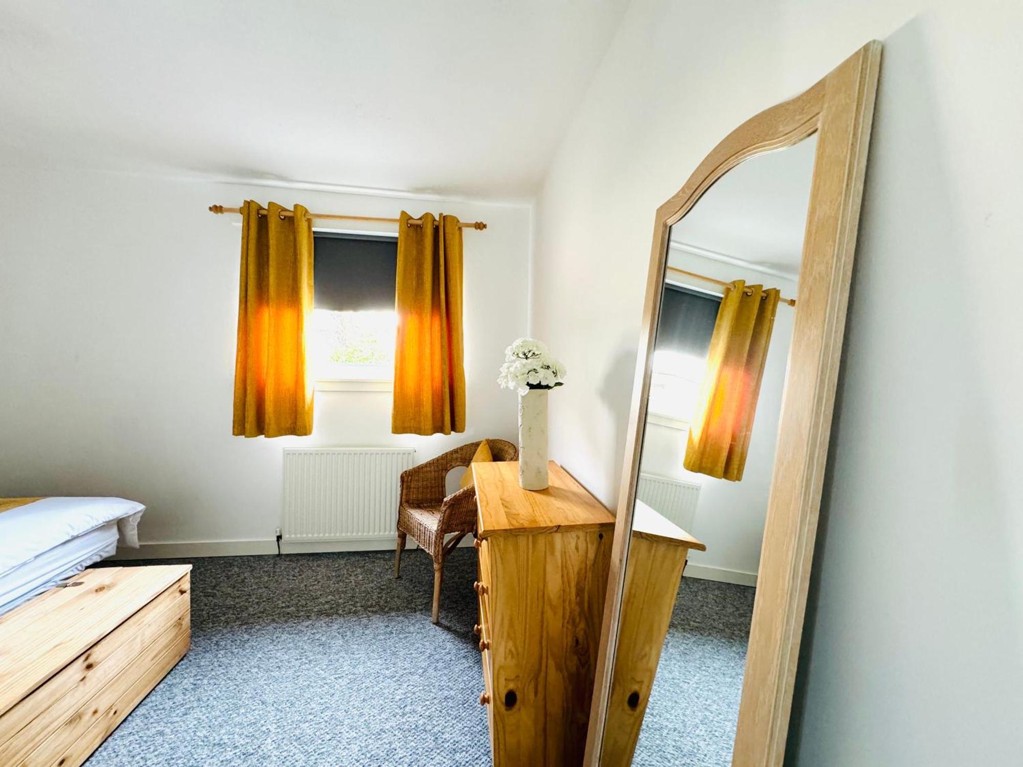 Tillicoultry Jupiter Apartment - Scotland Holiday Let מראה חיצוני תמונה